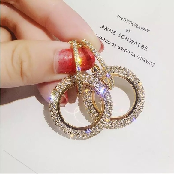 Jewelry - Elegant crystal earrings round Gold earrings woman